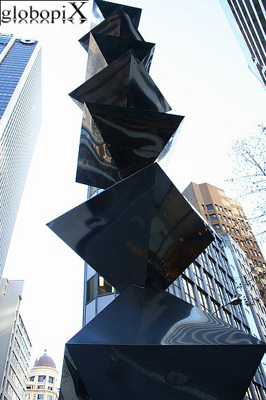 Sydney - Dobell Memorial Sculpture
