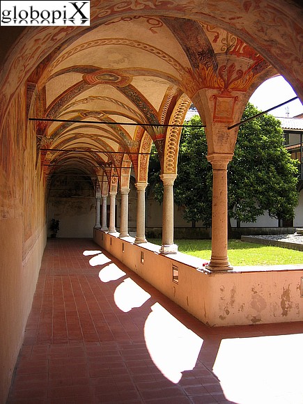 Rivello - Chiostro del convento dei Frati Minori