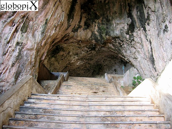 Santuario della Madonna della Grotta