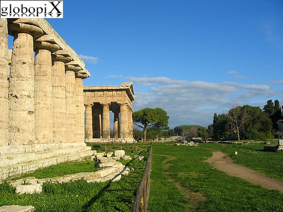 Basilica e Tempio di Nettuno