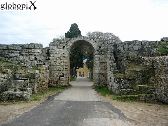 Paestum - Porta Sirena