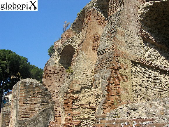 Anfiteatro Puteolano