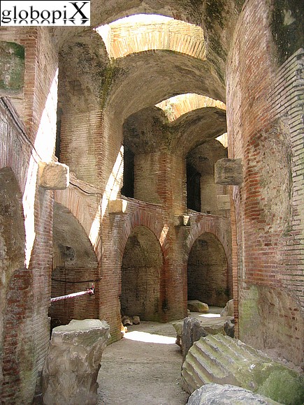 Anfiteatro Puteolano