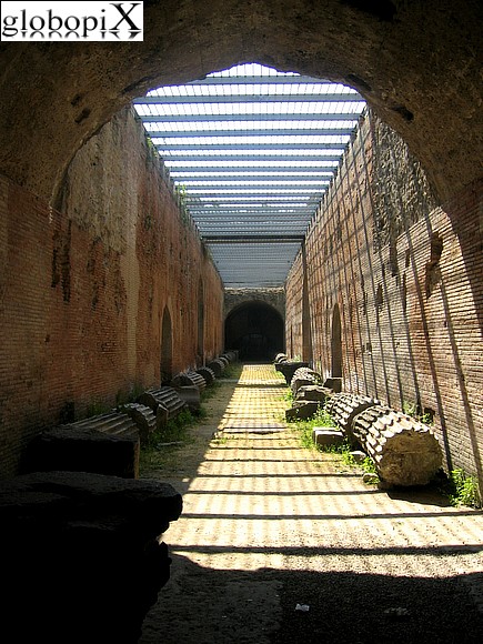 Anfiteatro Puteolano
