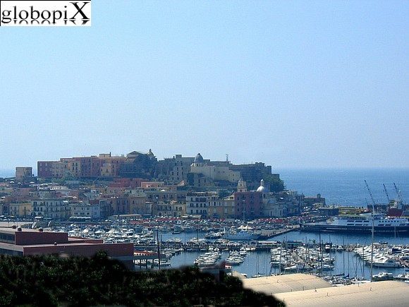 Pozzuoli - Darsena e Rione Terra