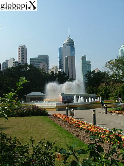 Hong Kong - La fontana dello zoo