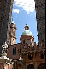 Photo: Torre degli Asinelli and Torre Garisenda