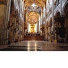 Foto: Interno del Duomo di Parma