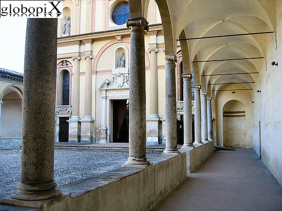 Cortile triportico di San Sisto