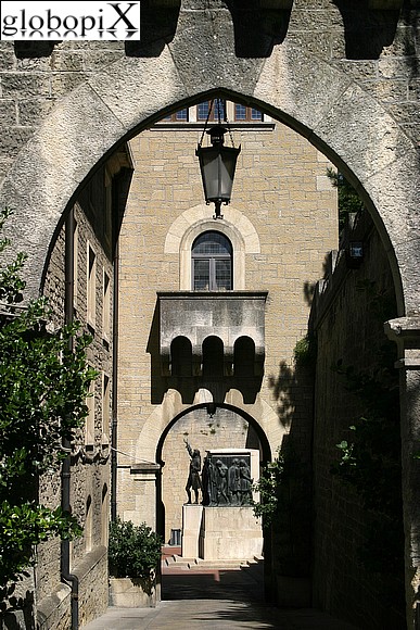 San Marino - Porta di S. Francesco