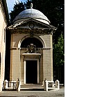 Foto: Sepolcro di Dante Alighieri