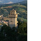 Foto: La Torre del Montale vista dalla Cesta
