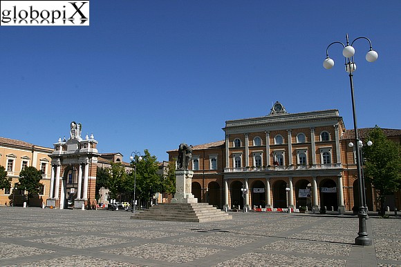 Piazza Ganganelli