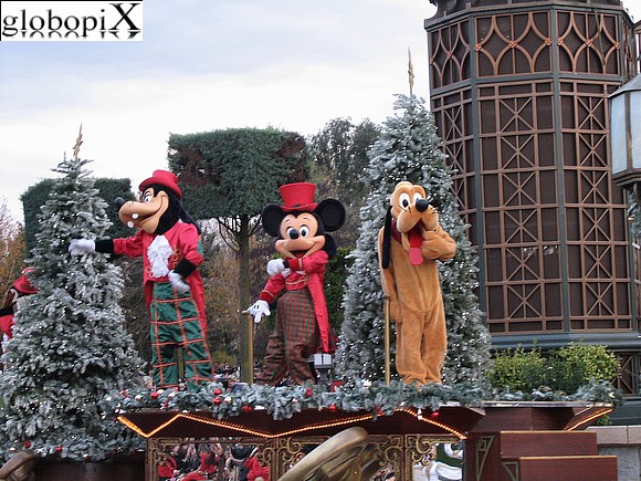 Disneyland Paris Topolino Pippo e Pluto