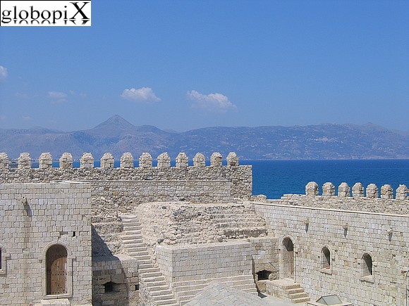 Creta - Mura del Castello di Iraklio