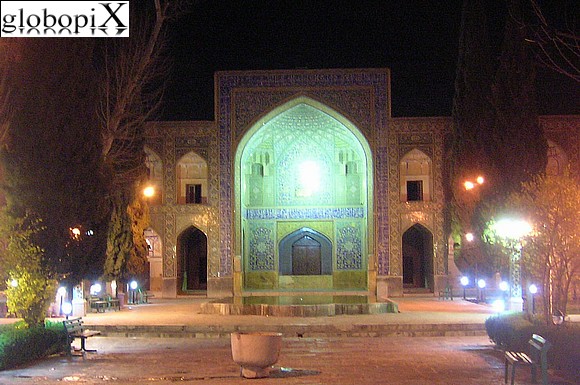 Tour dell'Iran - Madrassa di Chahar Bagh