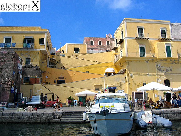 Porto di Ventotene