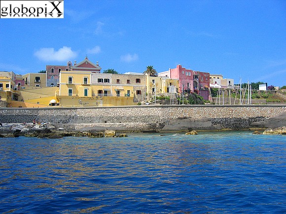 Porto di Ventotene