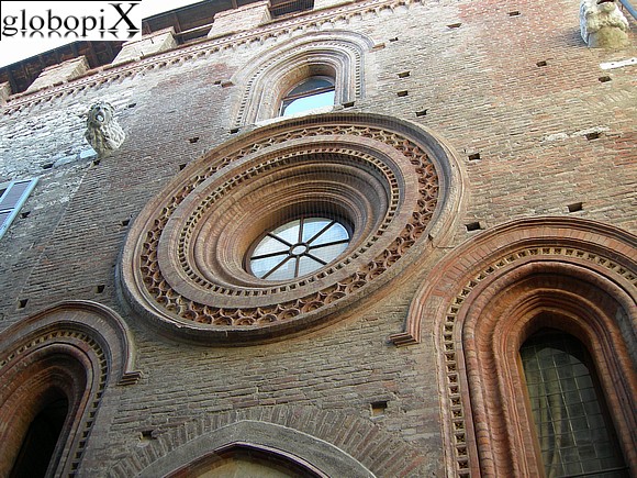 Piazza Paolo VI - Broletto