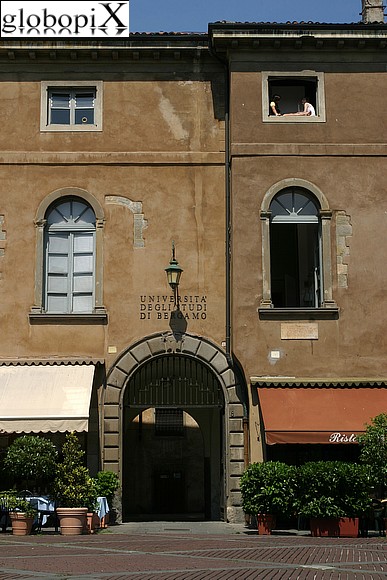 Bergamo - Piazza Vecchia - Palazzo Terzi gi Quattrini