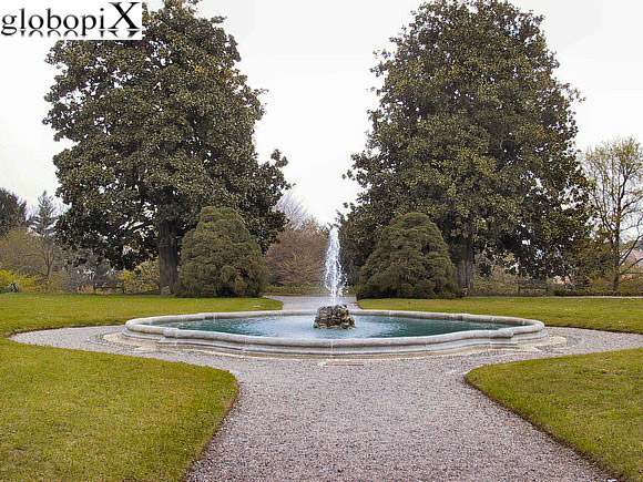 Varese - The fountain of Villa Panza