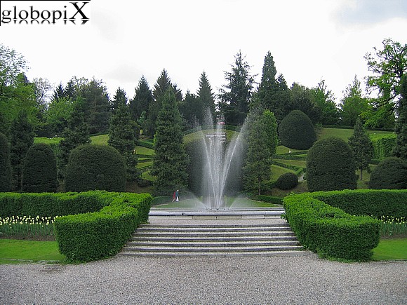 Varese - Fontana nei Giardini Estensi