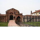 Photo: Entrance of the covered road