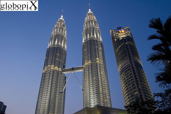 Kuala Lumpur - Petronas Twin Towers - Kuala Lumpur
