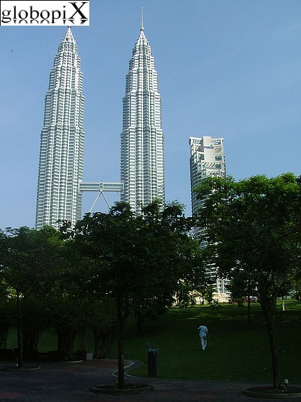 Kuala Lumpur - Petronas Twin Towers - Kuala Lumpur