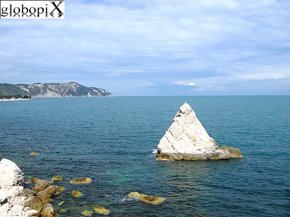 Portonovo - Scoglio della vela