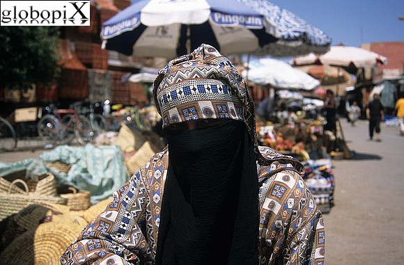 Citt� Imperiali - Donna marocchina