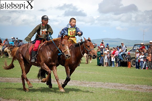 Mongolia - Corsa ai cavalli in Mongolia