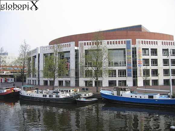 Muziektheater