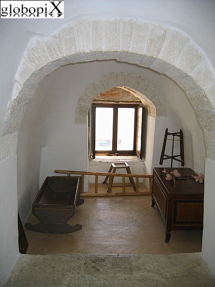 Interno del Trullo Sovrano