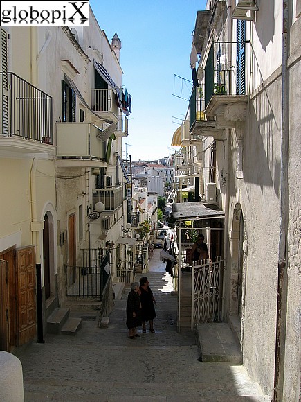 Gargano - Centro storico di Vieste