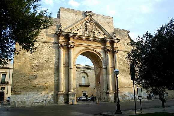 Porta Napoli