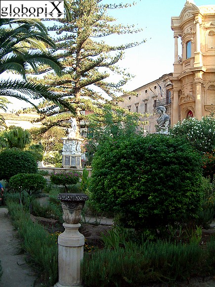 Noto - Fontana d'Ercole