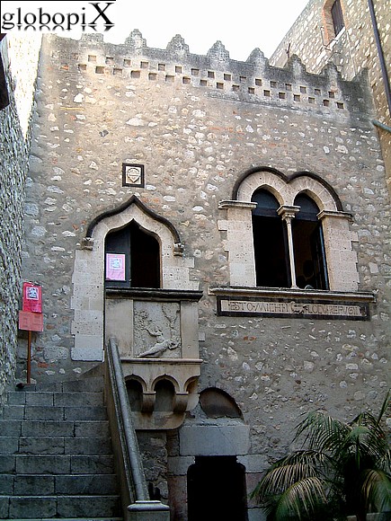 Taormina - Palazzo Corvaja
