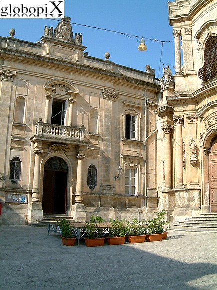 Piazza Pola