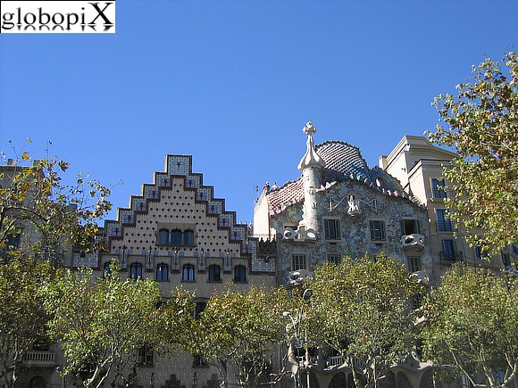 Casa Ametller e Casa Batil�