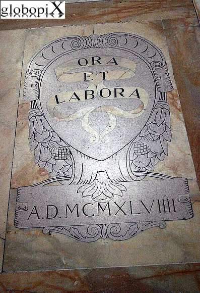 Abbazie Toscane - Interno della chiesa dell'Abbazia