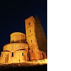 Abbazia San Antimo di sera