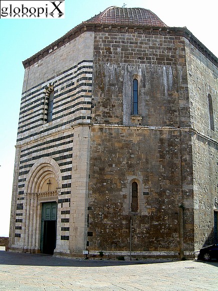 Volterra - Baptistery