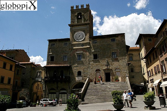 Palazzo Comunale in Piazza della Repubblica
