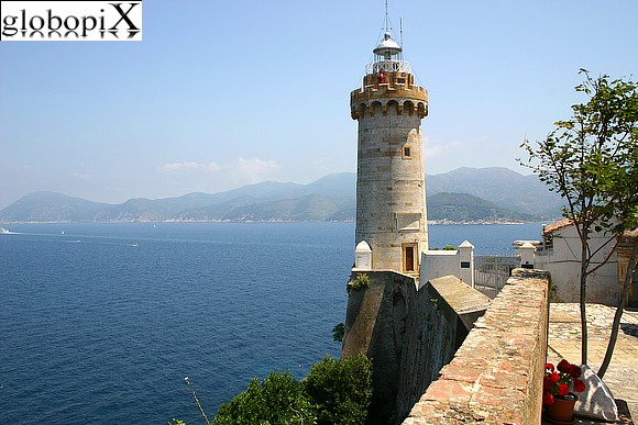 Faro del Forte Stella