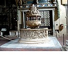 Fontana lustrale di S. Frediano