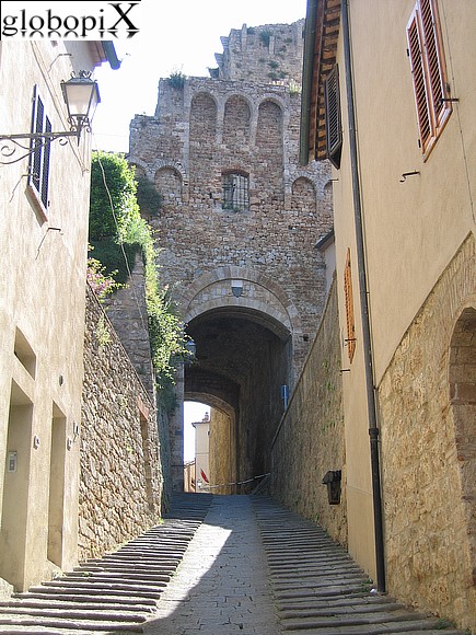 Massa Marittima - Porta alle Silici