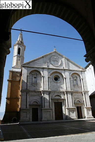 Duomo di Pienza in Piazza Pio II