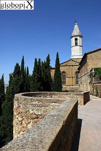 Pienza - Passeggiata lungo le mura di Pienza