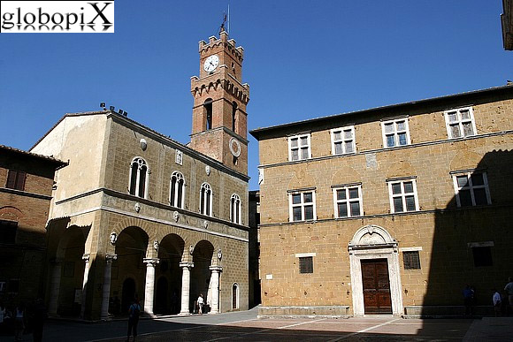 Piazza Pio II